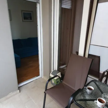 Odmor U Podgorici. *