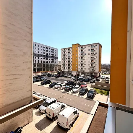 Odmor U Podgorici. * Podgorica